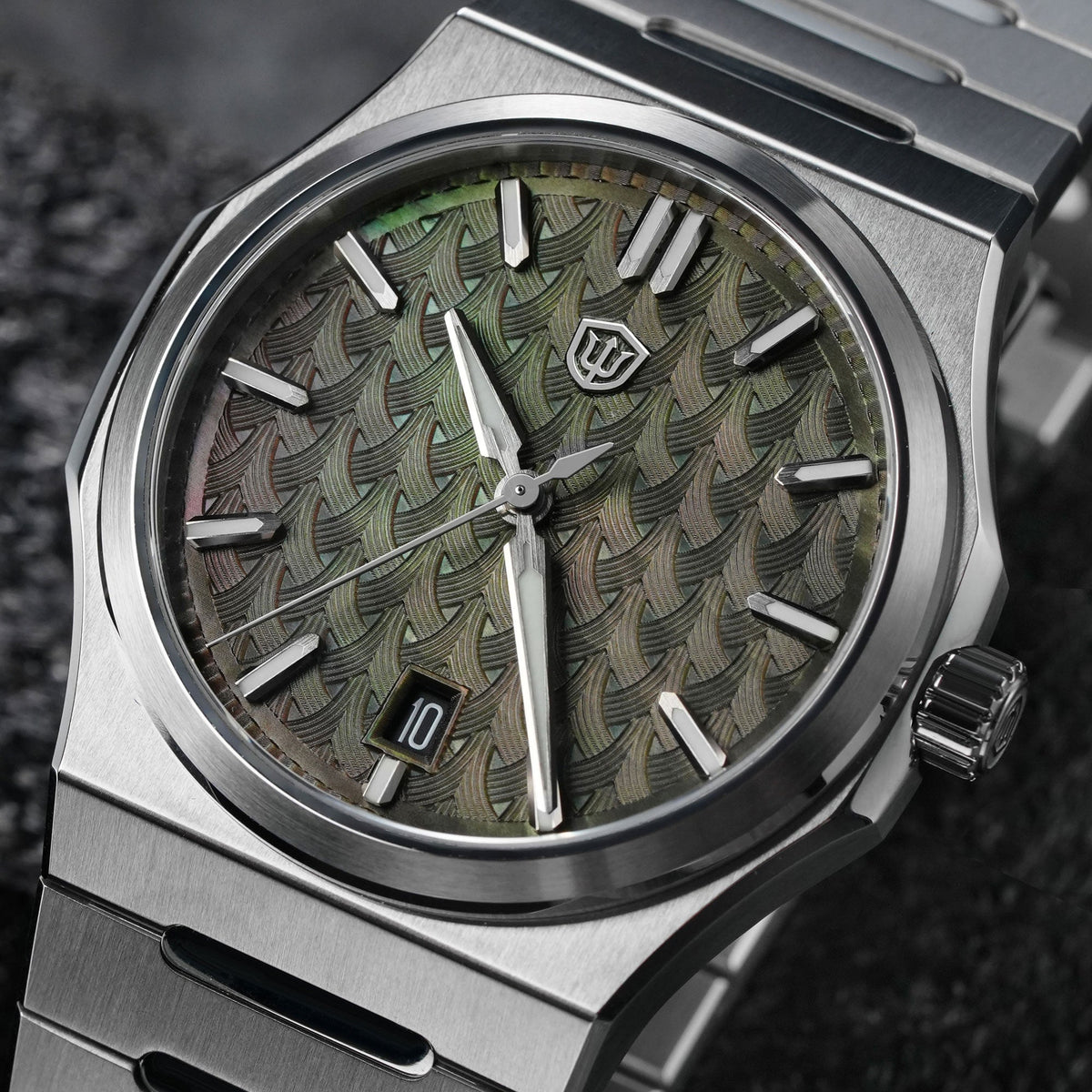 Watchdives WDC0001 PREMIER green dial watch with case and bracelet finishing detail