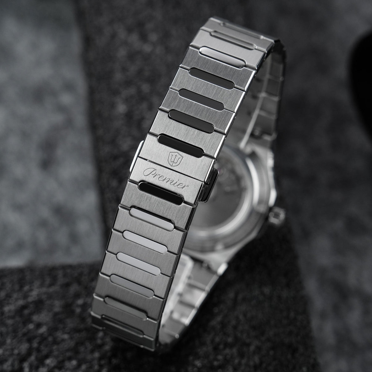 Watchdives WDC0001 PREMIER green dial watch with integrated stainless steel bracelet