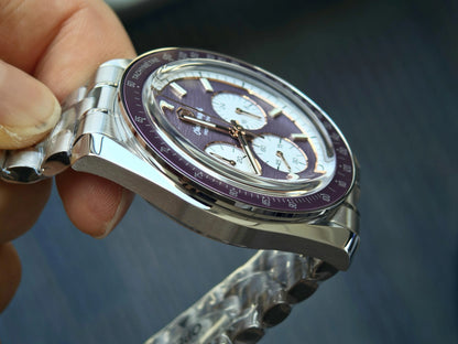 Watchdives WD1864 lavender purple dial angled detail