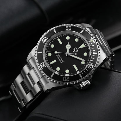 Watchdives WD5514Q 40mm quartz dive watch, matte black dial with sword hands, dial and bezel close-up, 316L stainless steel bracelet.