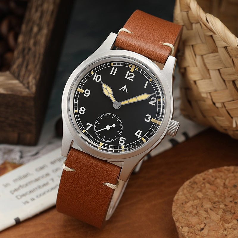 Militado 36mm D12 Quartz Field Watch - Cathedral Hands