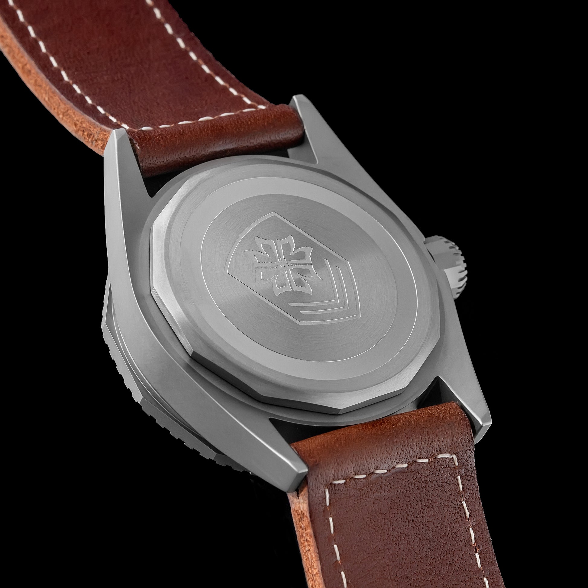 Grade2 titanium case automatic divewatch