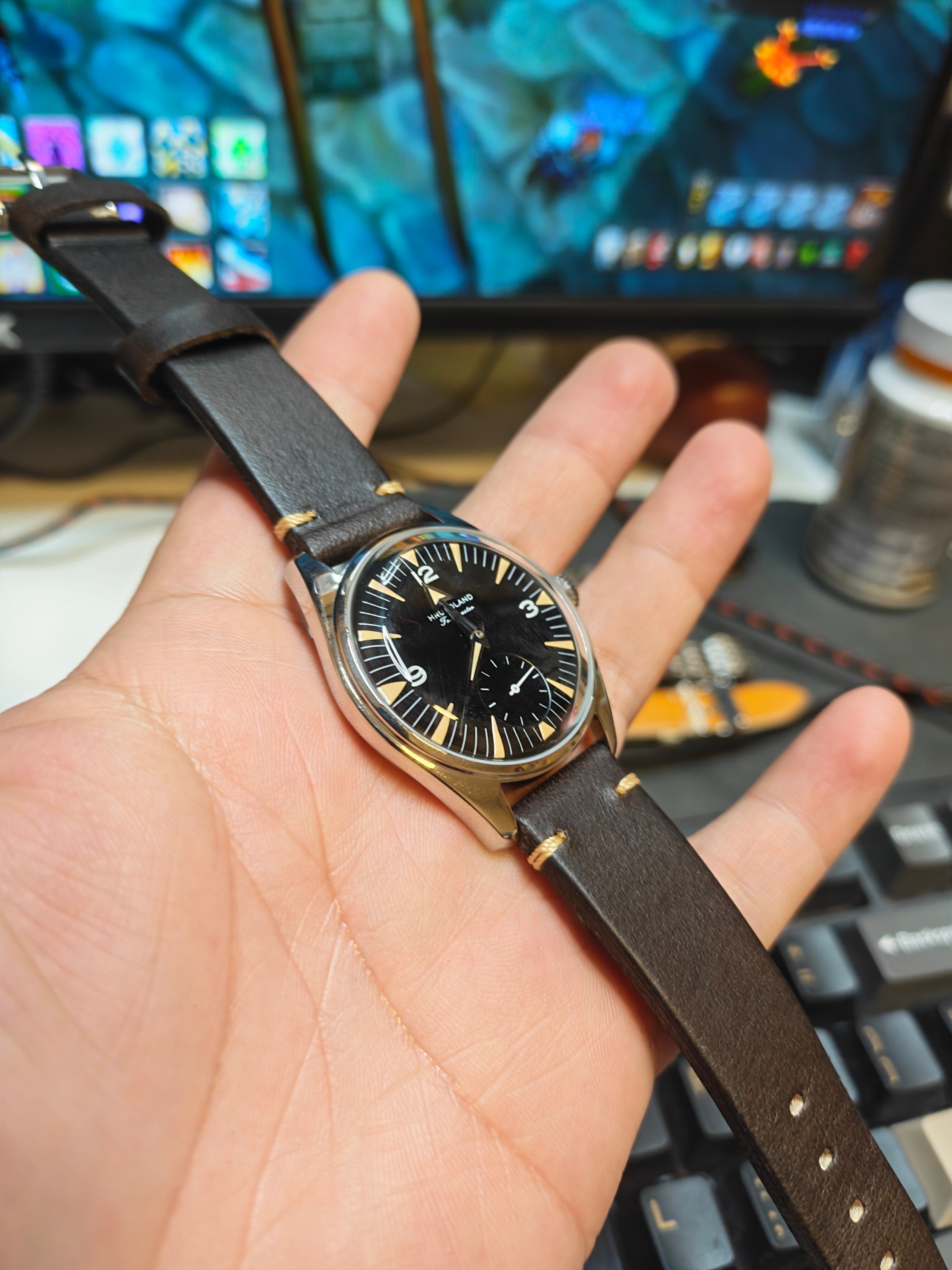 Hruodland F032 36mm Pilot Watch Small Seconds | Vintage Military
