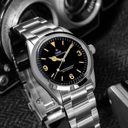 Thorn 34mm Vintage PT5000 Watch T005