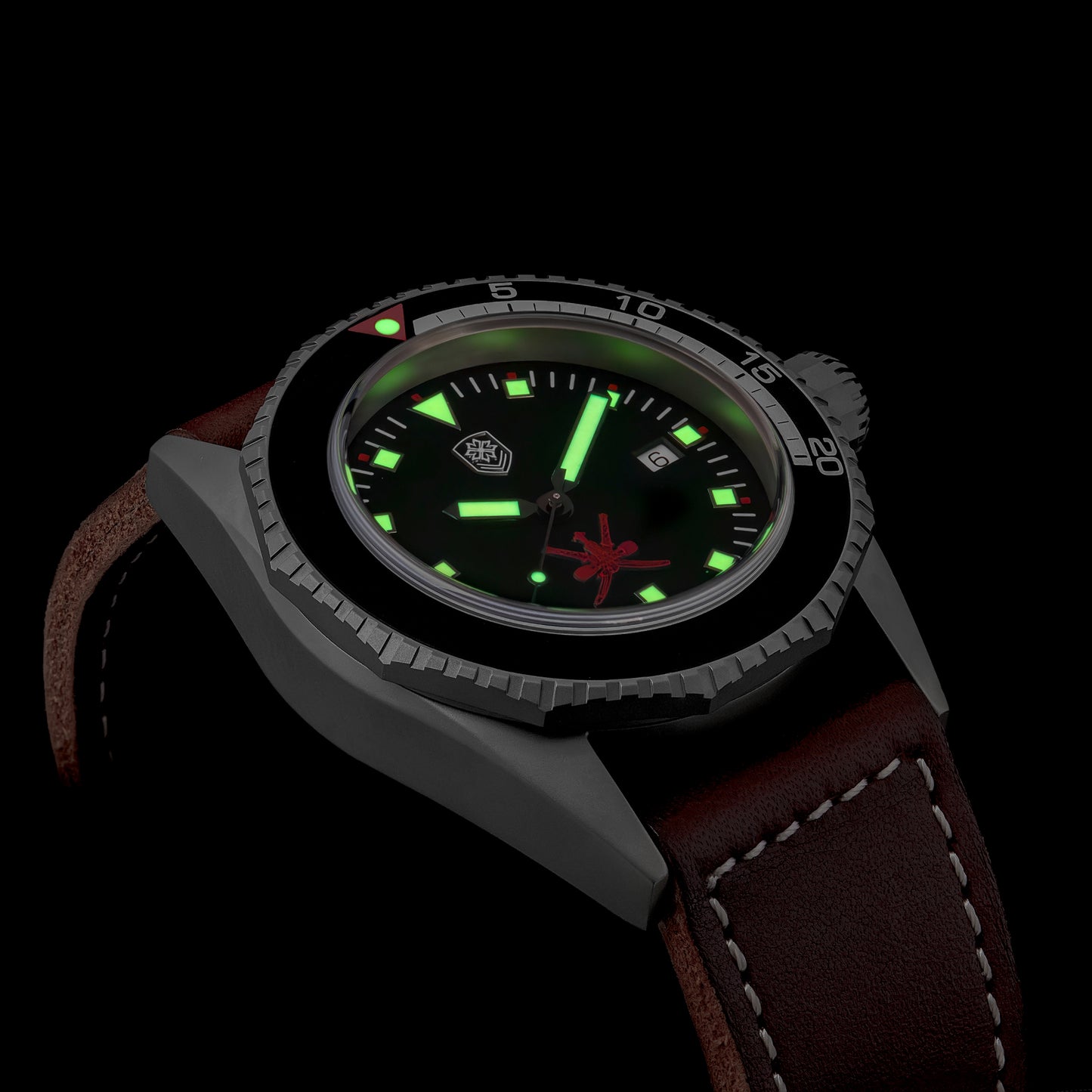 THORN T019 vintage-style diver with red emblem and C3 lume