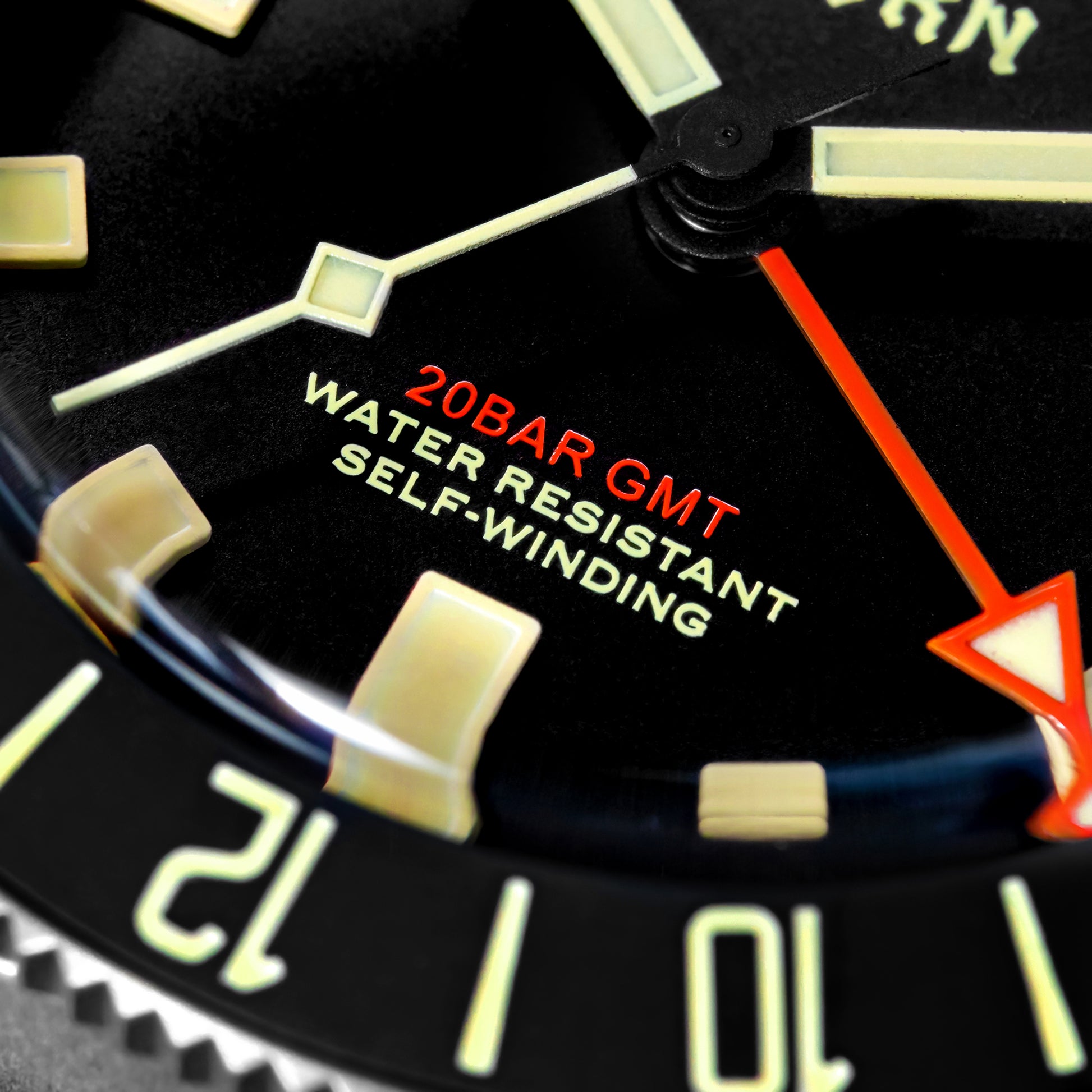 ★Early Bird★THORN 42mm NH34 GMT Automatic Dive Watch T020-THORNT020GMTredarrowhandclose-upmacro-Thorn Watch Official Store