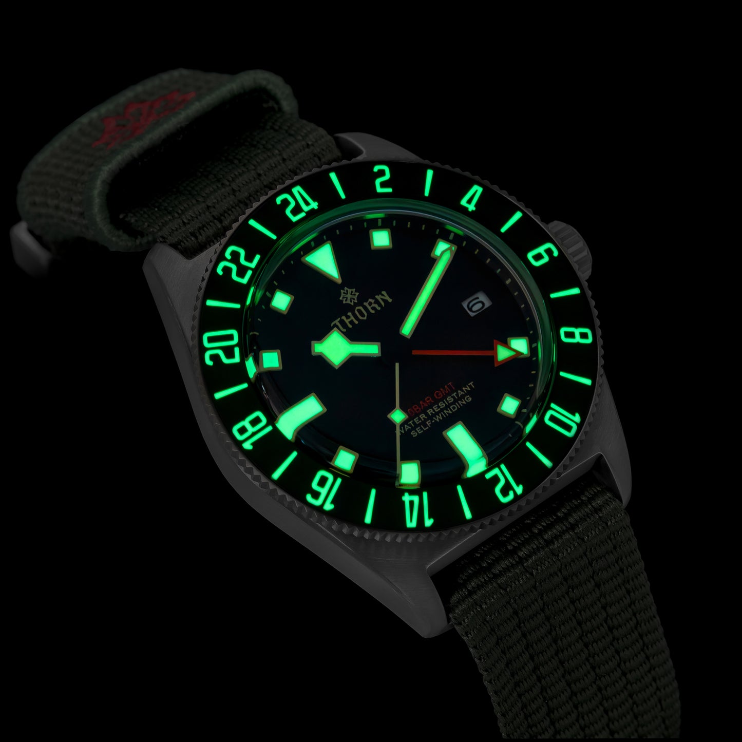 ★Early Bird★THORN 42mm NH34 GMT Automatic Dive Watch T020-THORNT020luminousceramicbezelanddialnightview-Thorn Watch Official Store