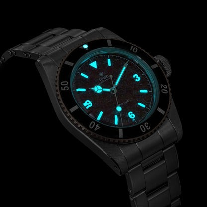 THORN T029 garnet dial dive watch BGW9 lume angled view