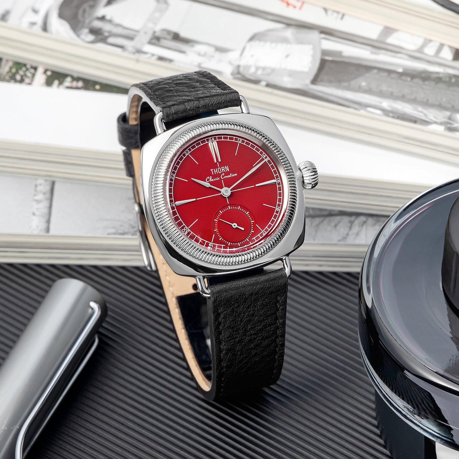 T017 Watch Details, Vintage Coin Pattern Bezel, Stainless Steel Case, Enamel Dial
