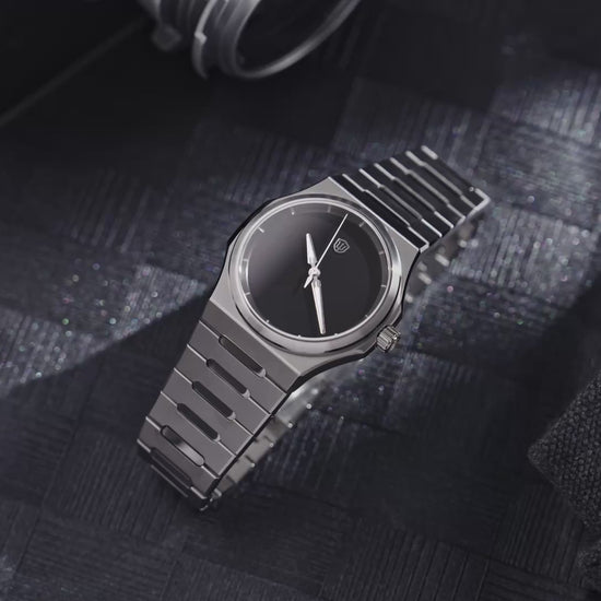Watchdives WDC0001 PREMIER Musou Black dial video, Miyota 90S5 no-date movement