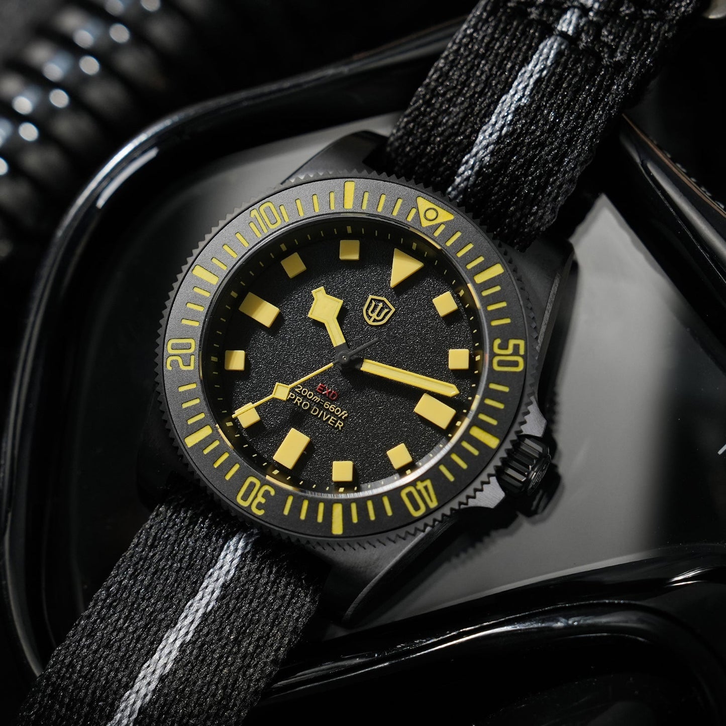 Watchdives 40mm EXD Titanium Diver Watch