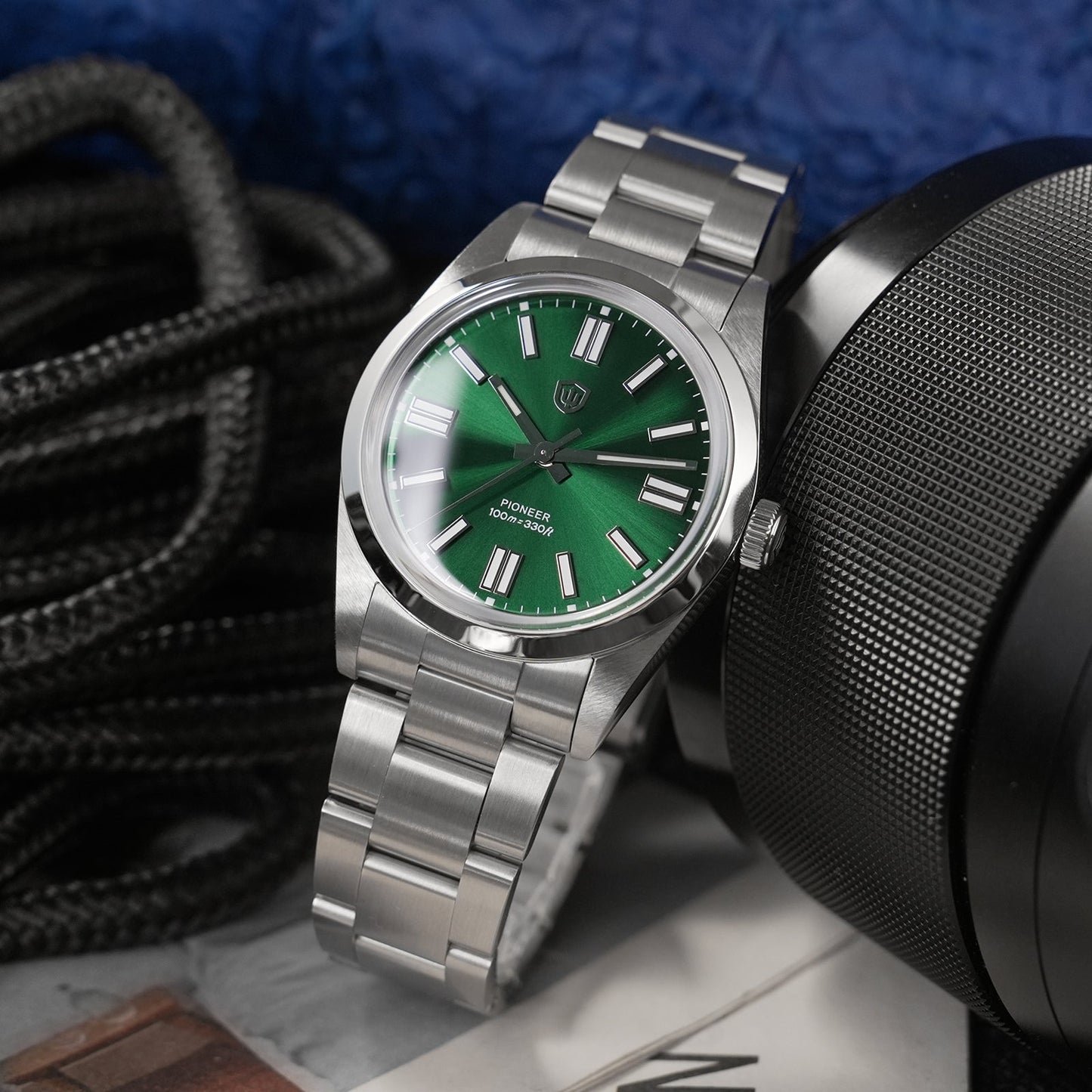 Watchdives WD1016B 37mm Pioneer VH31 Men Watch