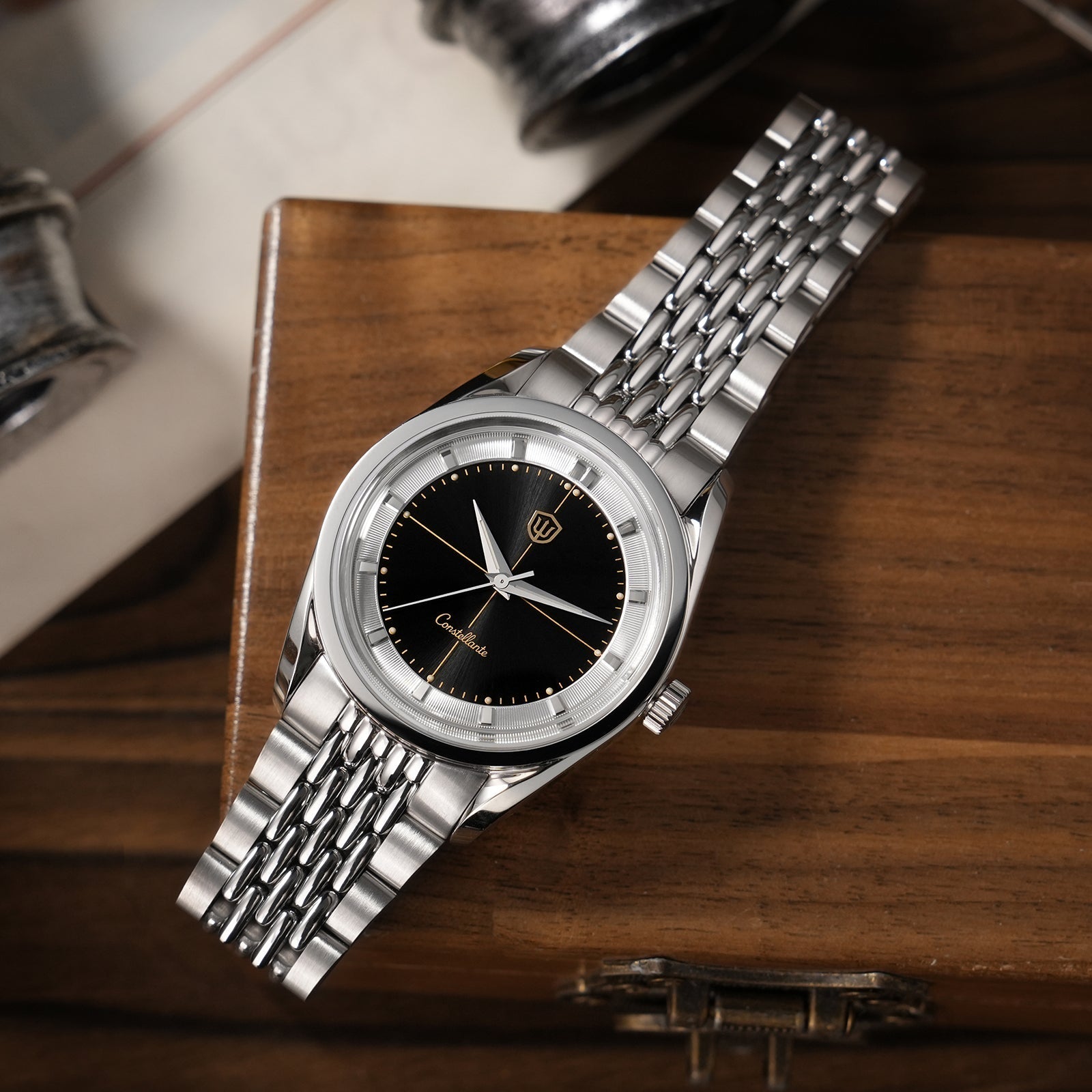 Watchdives WD1954 Arctic Classic 36mm VH31 Watch – Thorn Watch