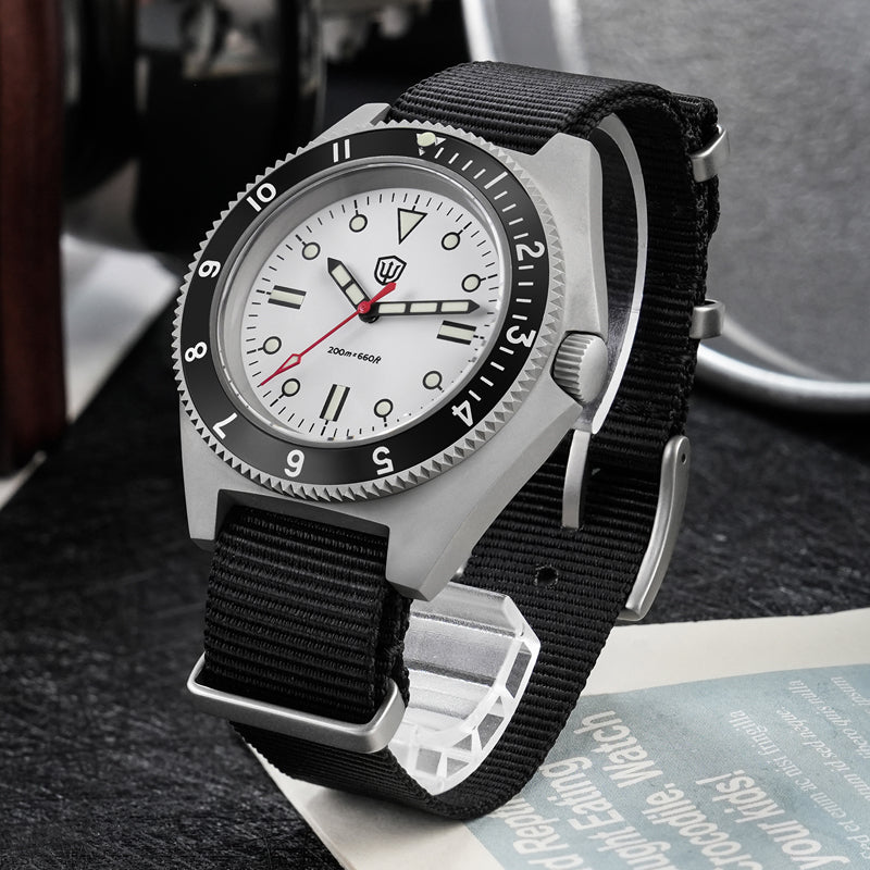 並行輸入品　　未使用WD1972 ミリタリーダイバーウォッチ VH31 Watchdives WD1972 VH31 Military Dive Watch V2 – Thorn Watch