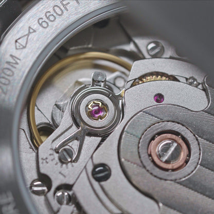 watchdives-wd0019-automatic-movement-closeup-Thorn Watch Official Store