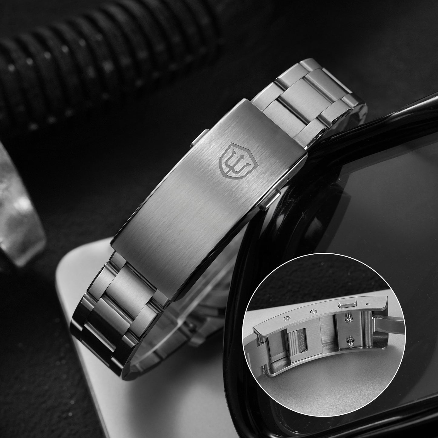 watchdives-wd0019-otf-clasp-Thorn Watch Official Store