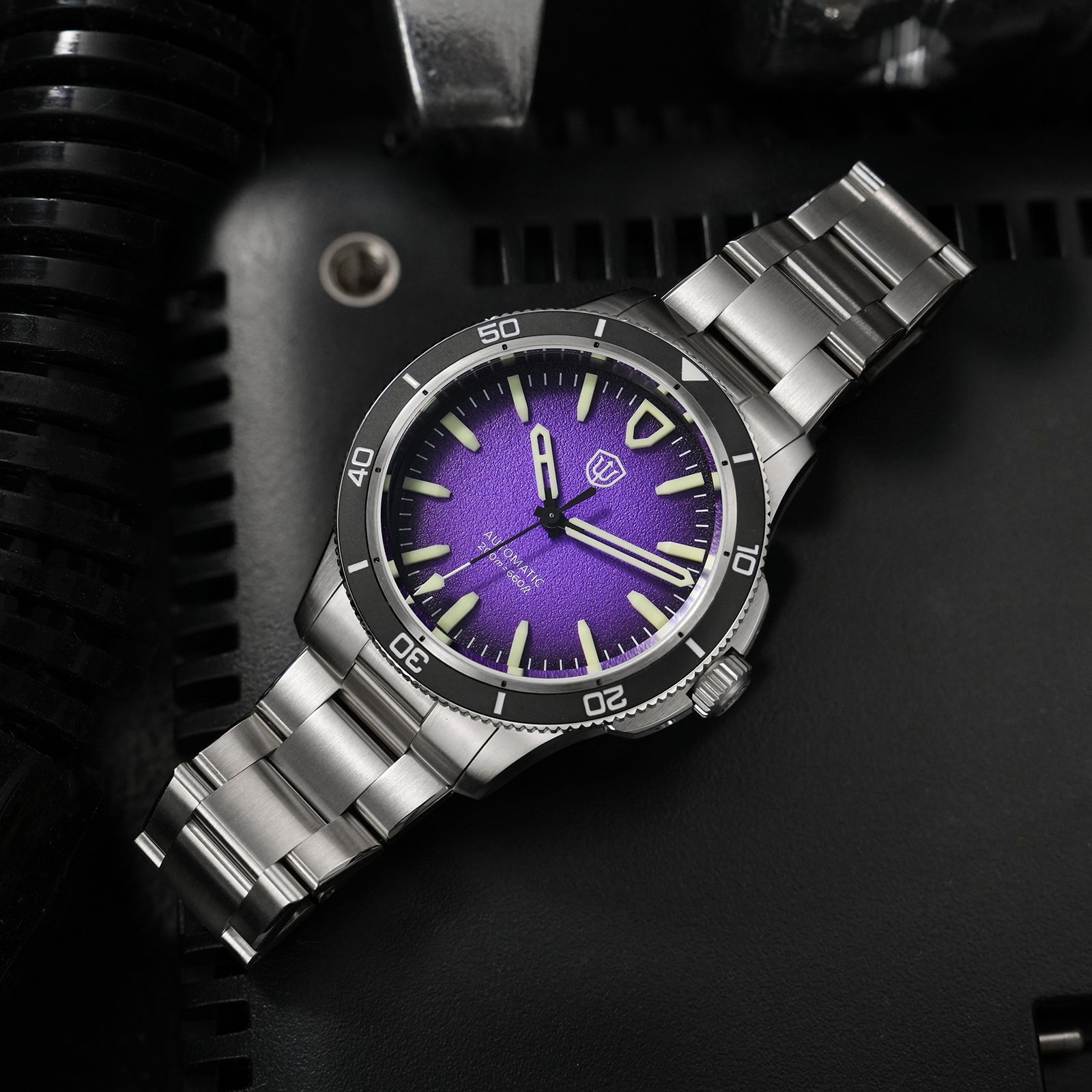 watchdives-wd0019-purple-dial-closeup_2-Thorn Watch Official Store