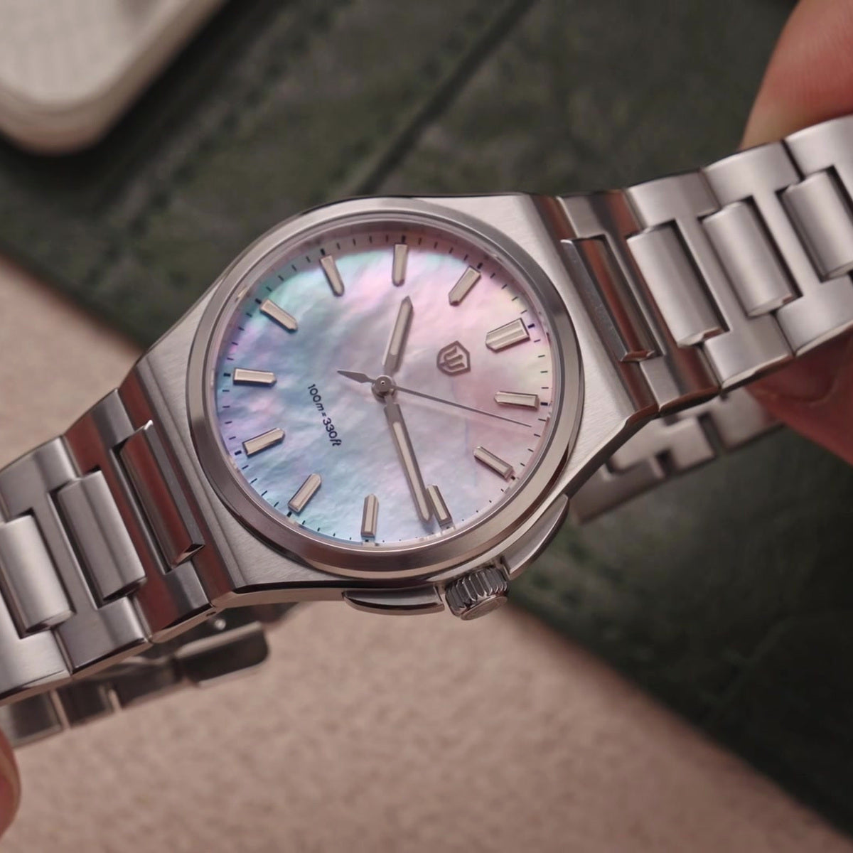 Watchdives WD2007A iridescent ocean gradient mother-of-pearl dial watch