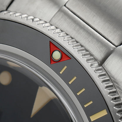 Thorn 39mm Diver 6200 Retro Mechanical Watch